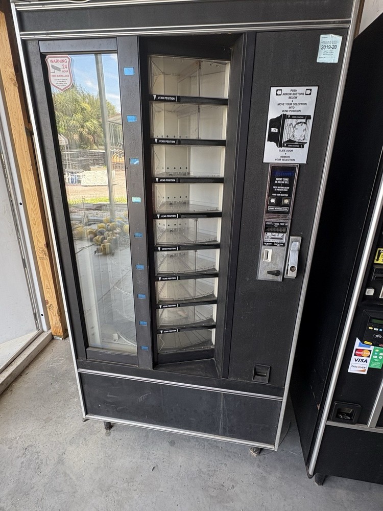Vending machine
