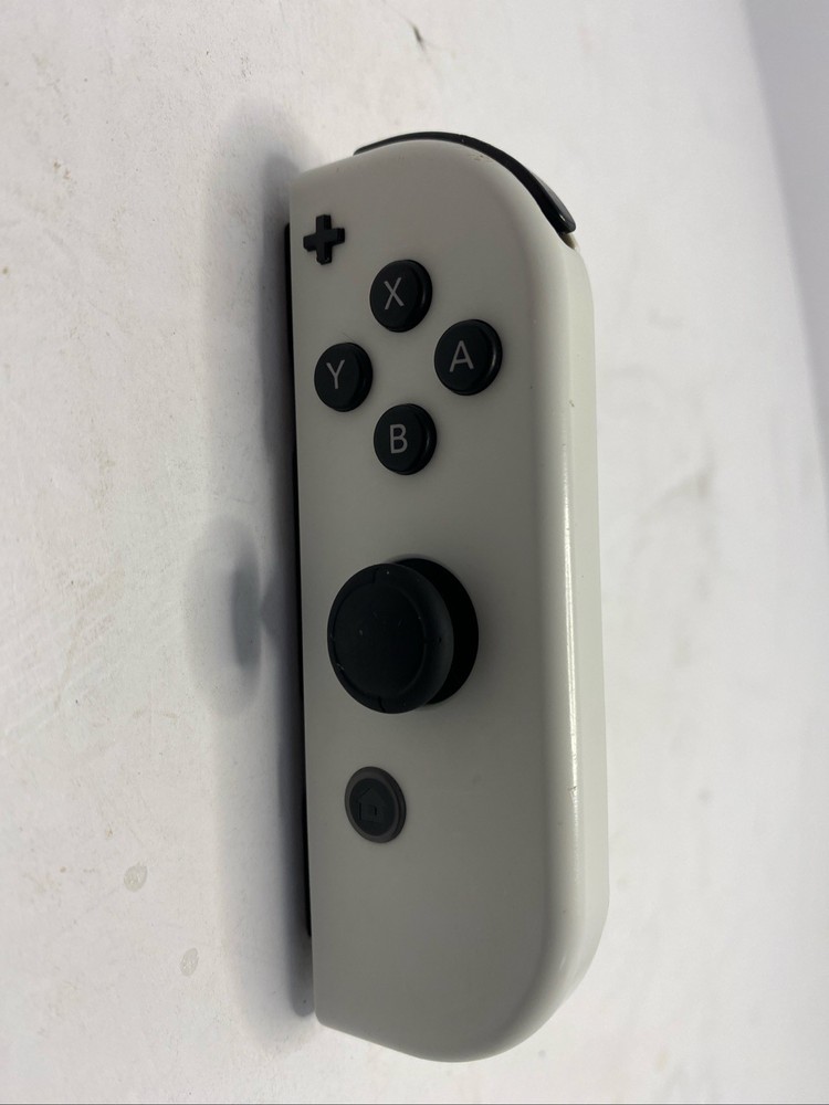 Nintendo Switch Right Joy-Con White OEM Controller HAC-015