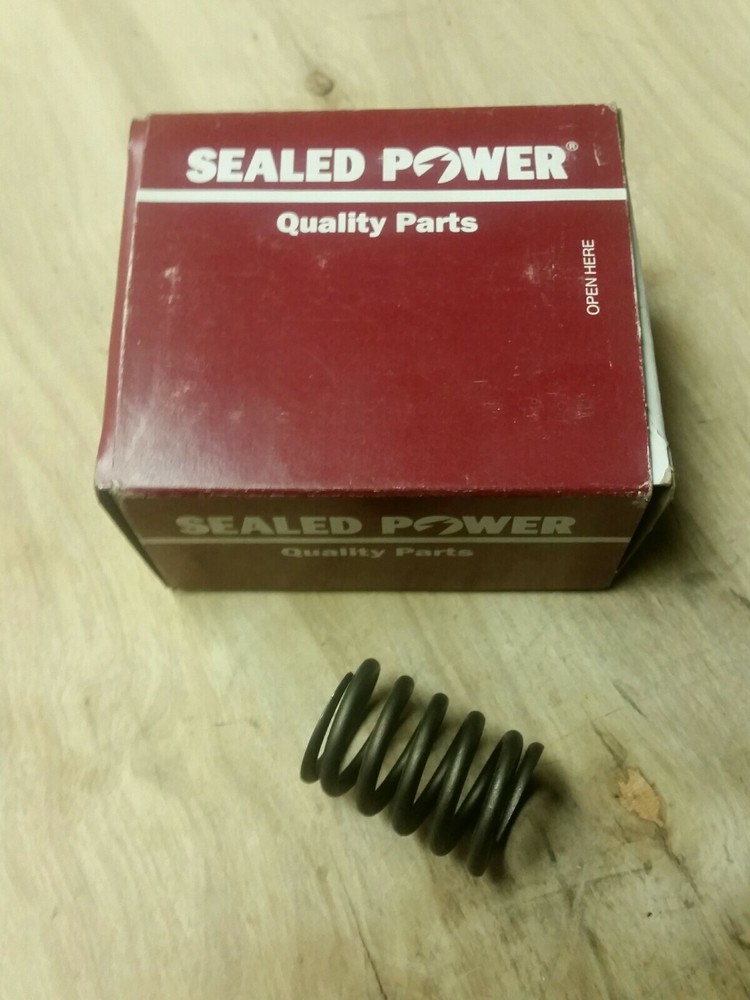 Engine Valve Spring Sealed Power VS-766