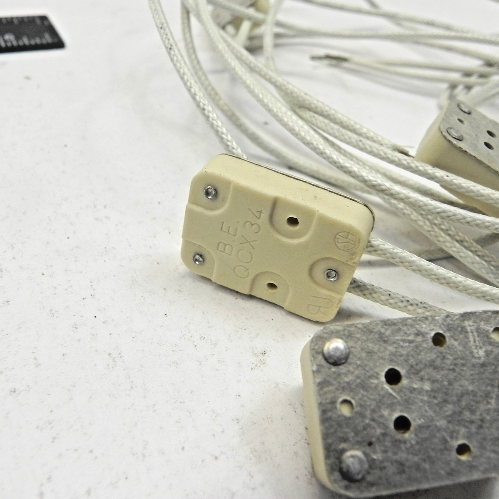 FIBER OPTIC LIGHT SOURCE LIGHT SOCKET PIG TAIL CABLE LIGHTING COMPONENTS NEW LOT