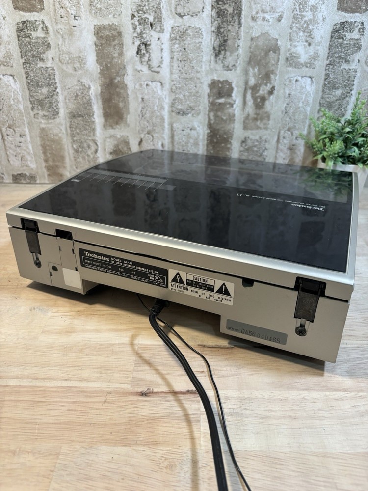 ⭐️Technics Sl-j1 Dc Servo Automatic Tangential Tracking Turntable⭐️Needs Belt⭐️
