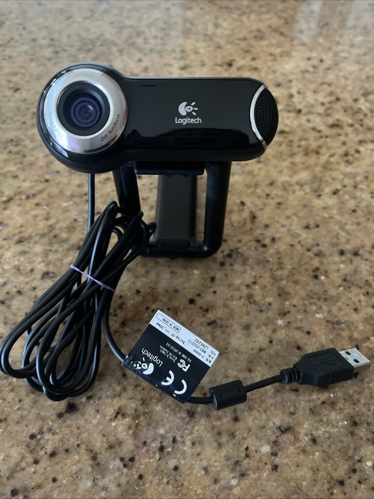 Logitech WebCam Pro 9000 for Business Or Everyday Use