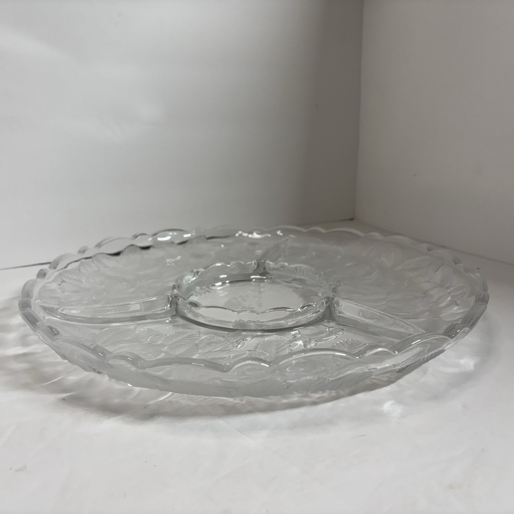 STUDIO NOVA Winter Rose Chip/Dip Server Glass Platter Heavy 14" Boxed Embossed