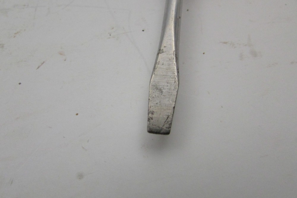 VINTAGE SNAP ON TOOLS FLAT BLADE SCREWDRIVER - BLACK SQUARE HANDLE - SSD2