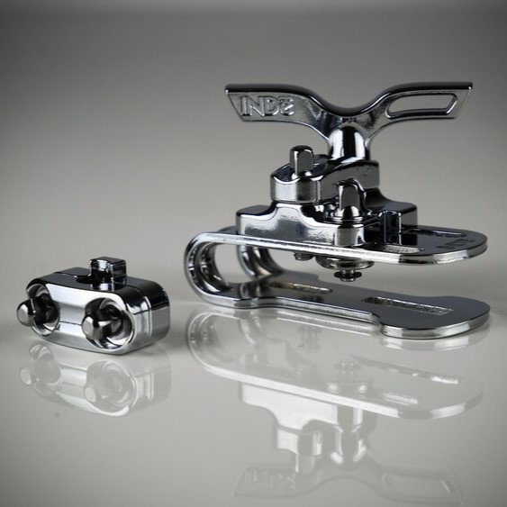 INDe BR2 Tom Mount Suspension Bracket, 1”-2” Hole Spacing