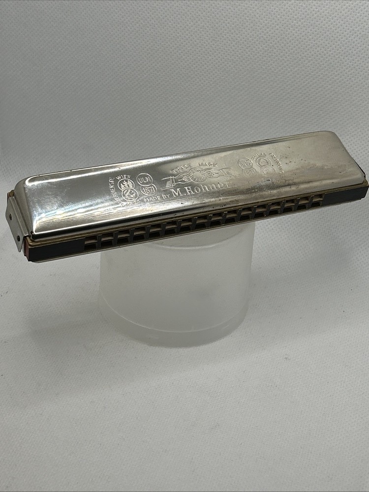 Hohner Echo 2309/32 Tremolo Harmonica 2 1/2 Octaven