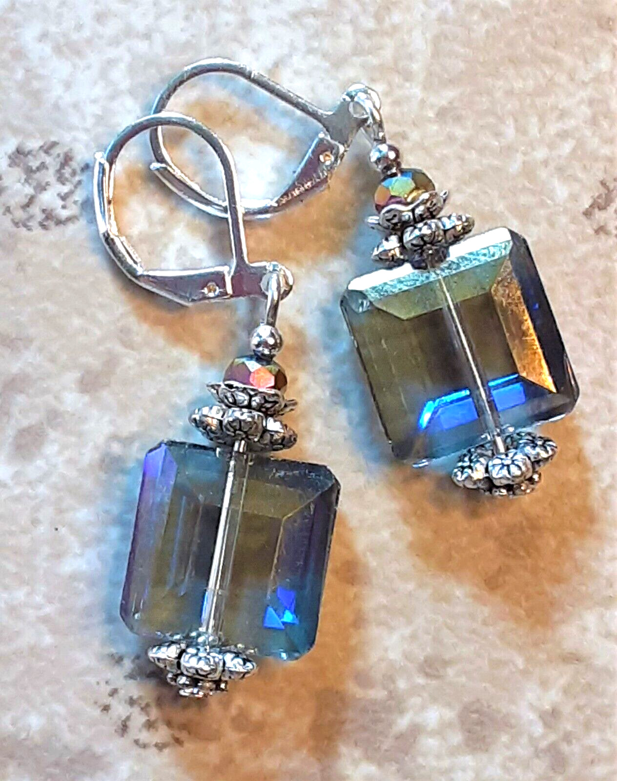 MONTANA BLUE color CHINESE CRYSTAL earring LEVERBACK handcrafted XX