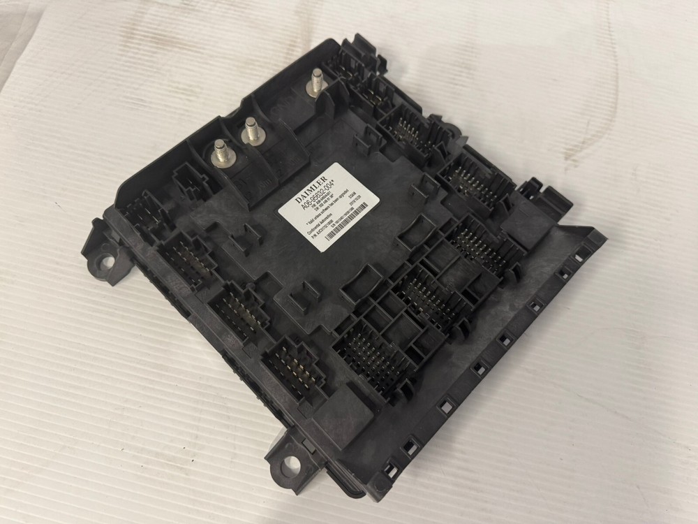 2018-2023 FREIGHTLINER CASCADIA SSAM FUSE COMPUTER CONTROL PANEL OEM A0695632004