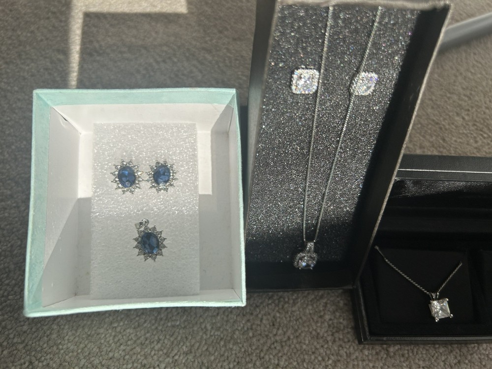 Sparkling Jewelry Bundle – Elegant 3-Set Collection