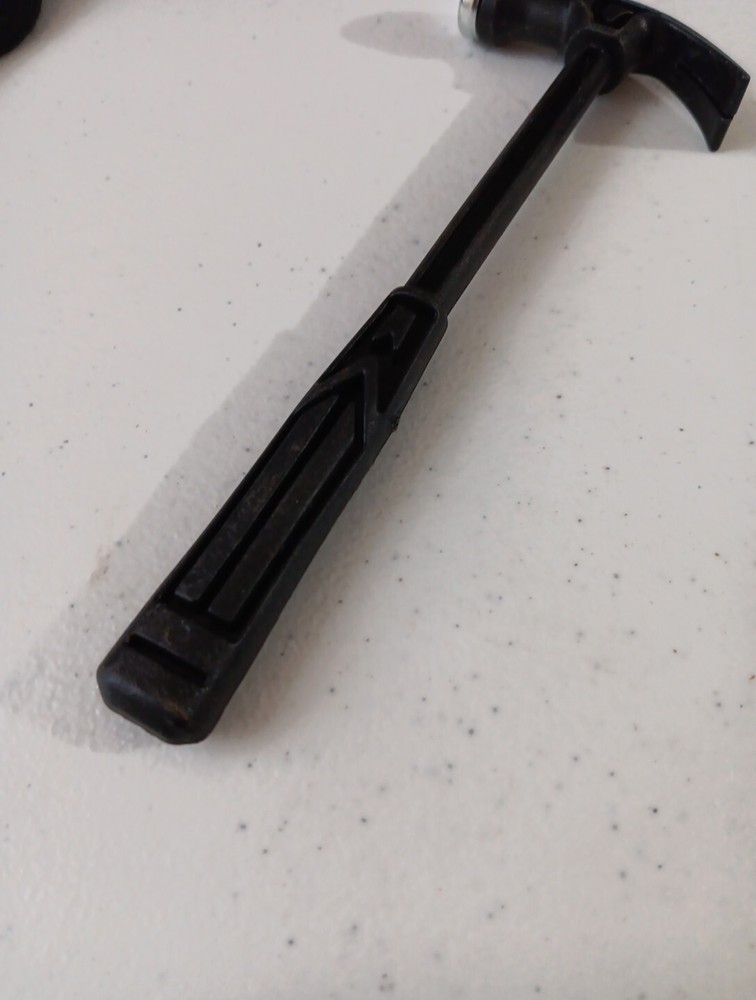 Plastic Handle Mini Claw Hammer Woodworking Nail Puncher Metal