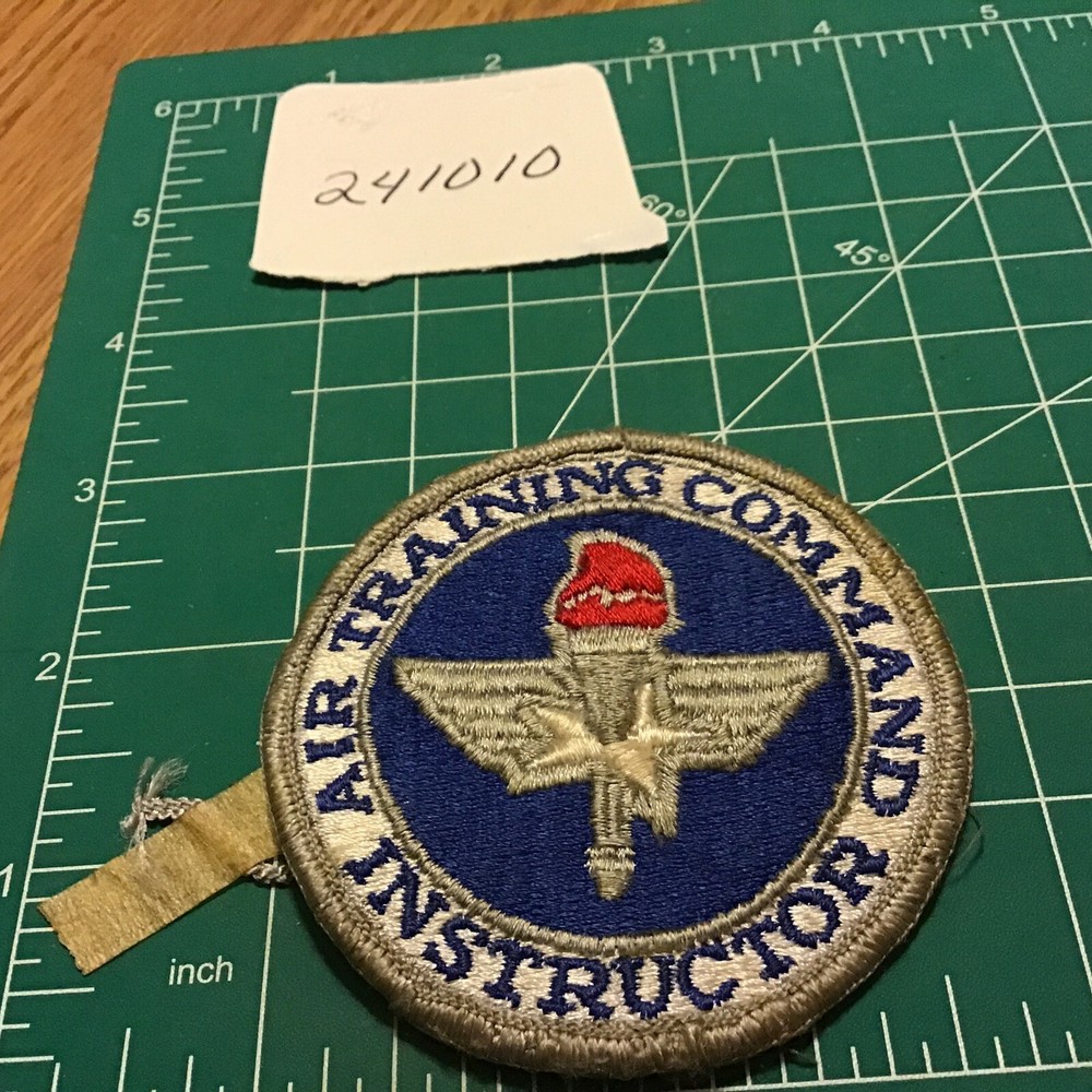 USAF AIR FORCE: AIR EDUCATION AND TRAINING COMMAND INSTRUCTOR PATCH COLOR VTG