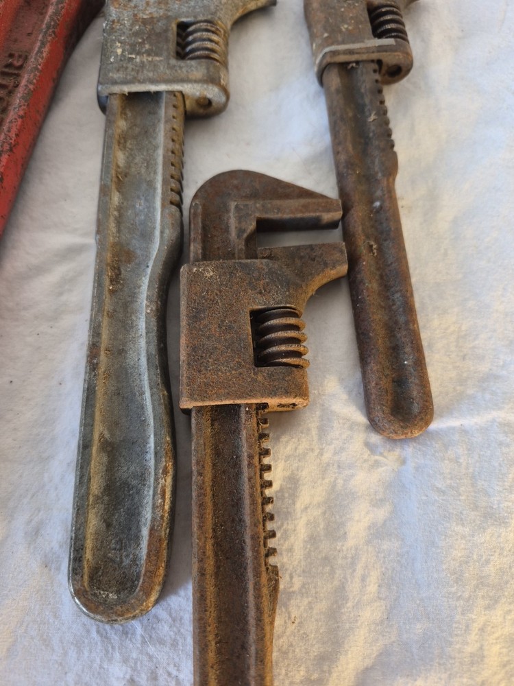 VINTAGE MONKEY SQUARE PIPE AUTO BLACKSMITHING WRENCH LOT RITCO