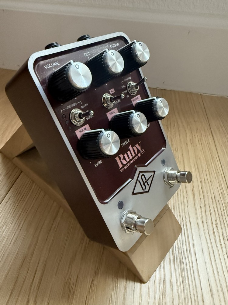 Universal Audio UAFX Ruby '63 Top Boost amplifier - New/Open Box