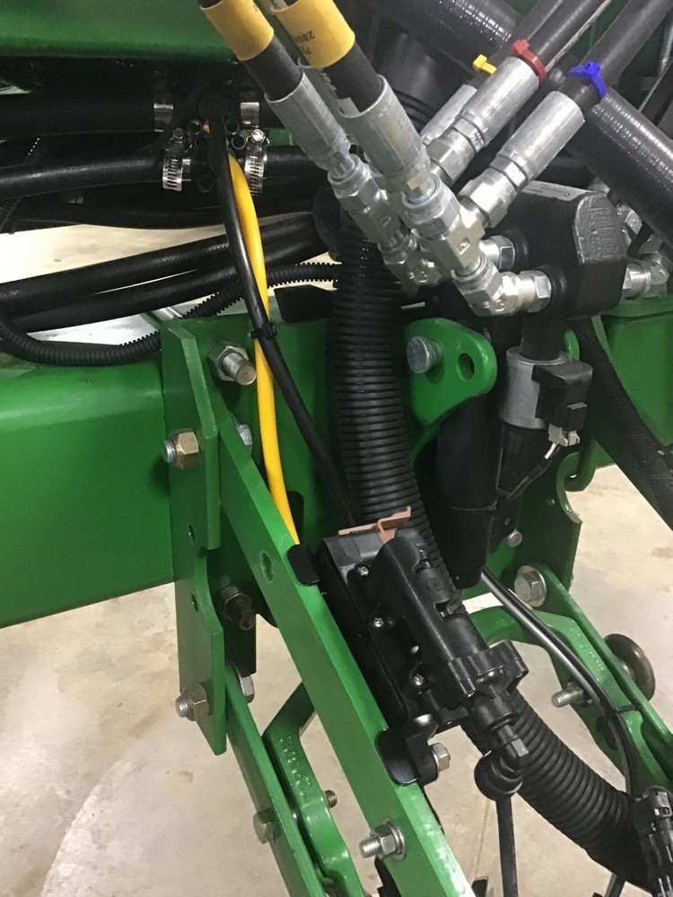 New Precision Planting DeltaForce John Deere Bracket 729300
