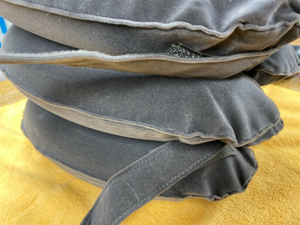 Inflatable Neck Traction Device - New - Gray