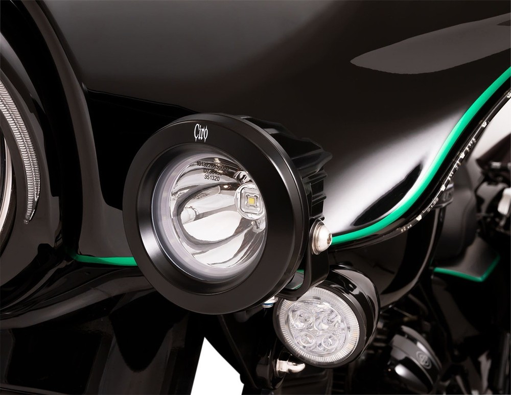 CIRO 45009 Spotlight w/ Bracket Mount - Black