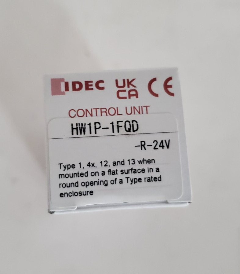 IDEC HW1P-1FQD R-24V RED Panel Mount Indicator LED Pilot Flush 22mm Full Voltage