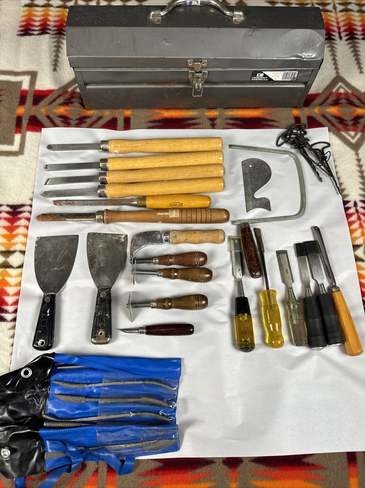 Chisel Wood Working Assorted Lot Bundle 21 Pieces Including Case