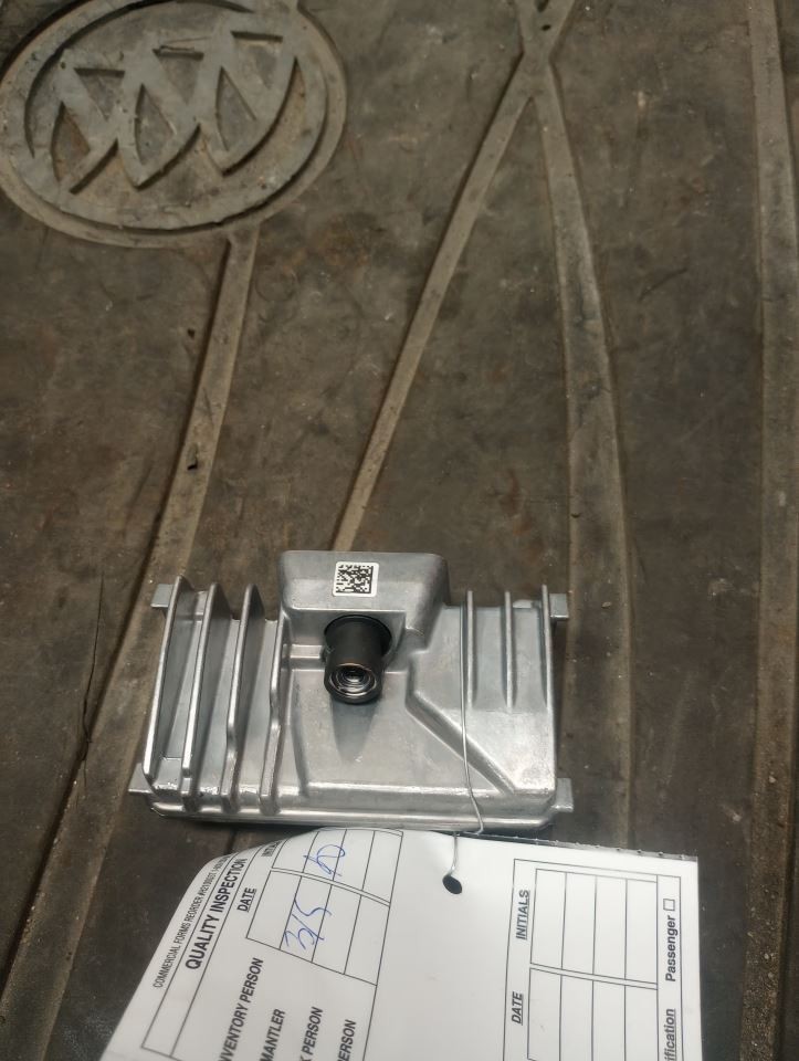 ENCLAVE 2025 Camera/Projector 3175528