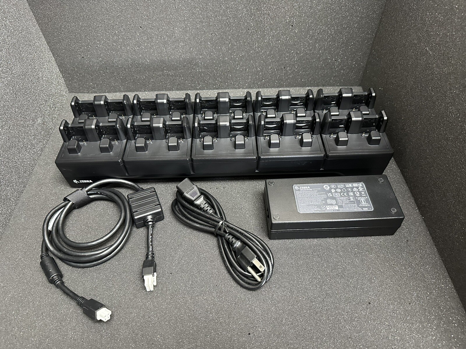 ZEBRA CHARGER SHARECRADLE for RS5100 CRD-RS51-20SCHG-01 20-SLOT w/Power Adapter