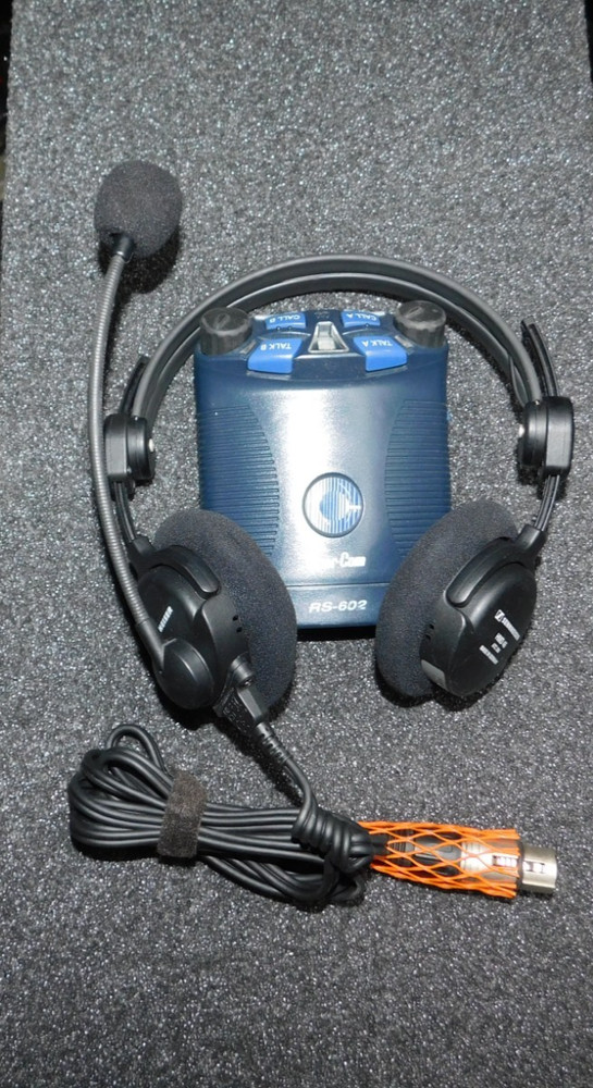 Clear-Com RS-602 Two-Channel Intercom Beltpack / HMD 46 HeadSet