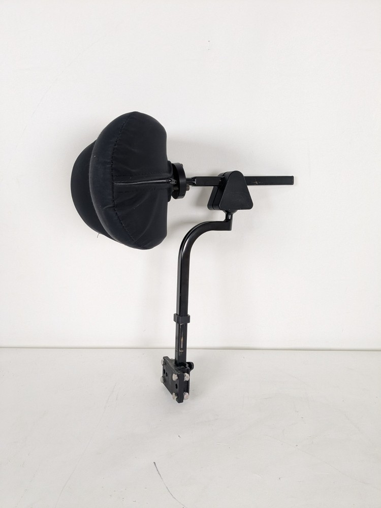 Stealth Adjustable Headrest With Mounting Bracket from Quantum Q6 Edge 3