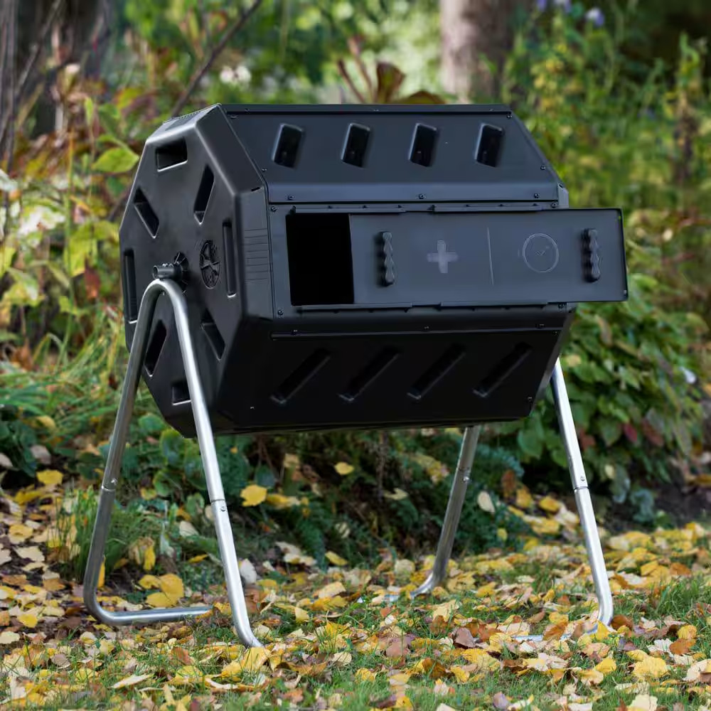 Tumbling Composter with Two Chambers for Efficient Batch Composting