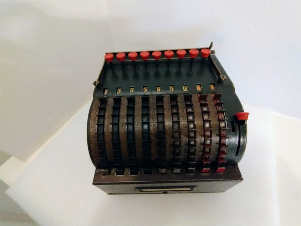 Antique fully working 1922 Star Calculator / Adding Machine by Todd Co.