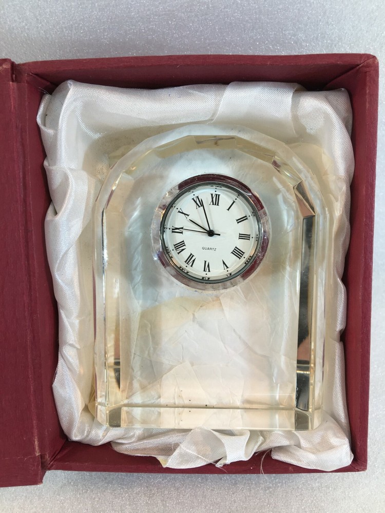 Optic Crystal Arched Clock in Clear Color