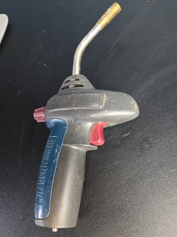 VINTAGE BERNZOMATIC TORCH HEAD