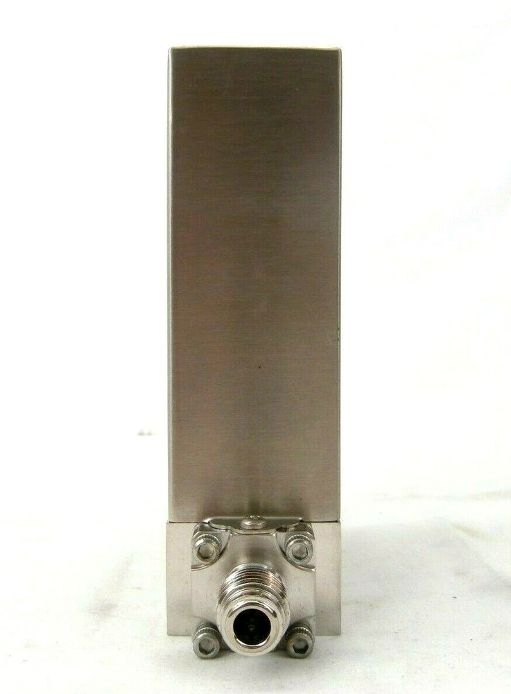 UNIT Instruments UFC-8160 Mass Flow Controller MFC 200 SCCM CF4 Working Spare