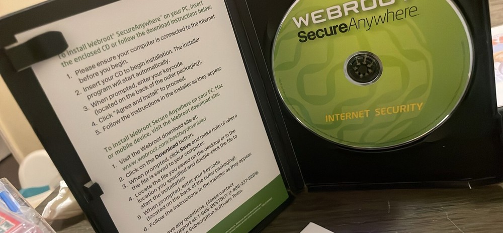 Webroot Software SecureAnywhere Internet Security Plus Protects 3 Devices