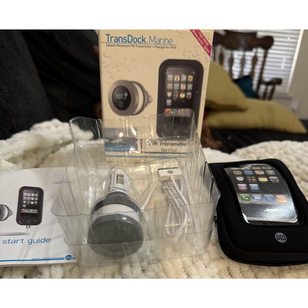 DLO Car TransDock FM Transmitter For iPod & iPod Nano Marine Boat 2008