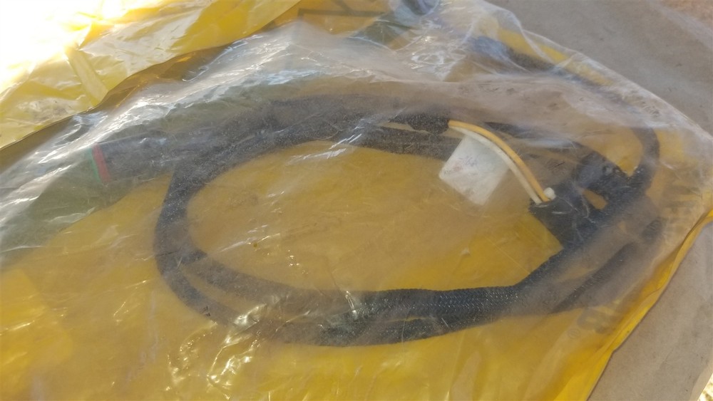 CAT 2213877 Windshield Wiper Harness