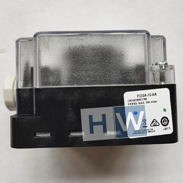 1pc NEW Johnson differential switch air pressure controller P233A-10-AA