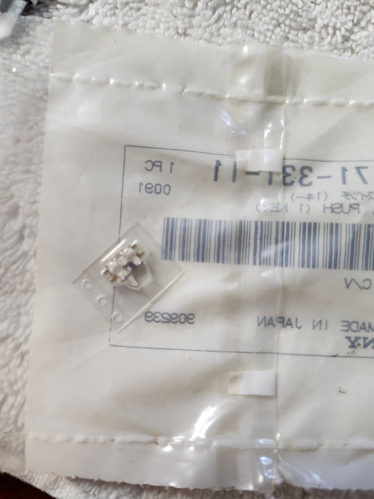 New Original SONY 1-771-331-11 Push Switch