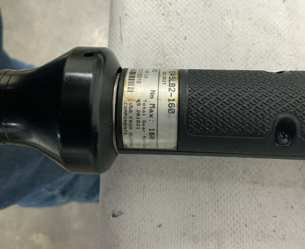Stanley Controller 21A108721 w/ E45LB2-160 DC Electric 3/4" Nutrunner & Cable #1