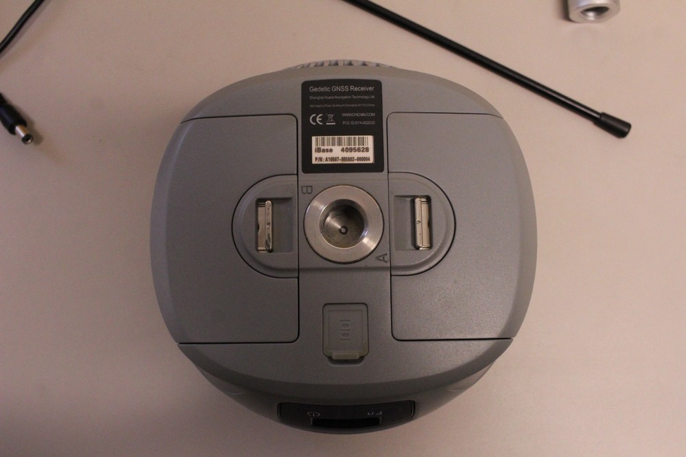 CHC i83 Rover, iBase Receiver, & Handheld Data Collector Bundle *Used*