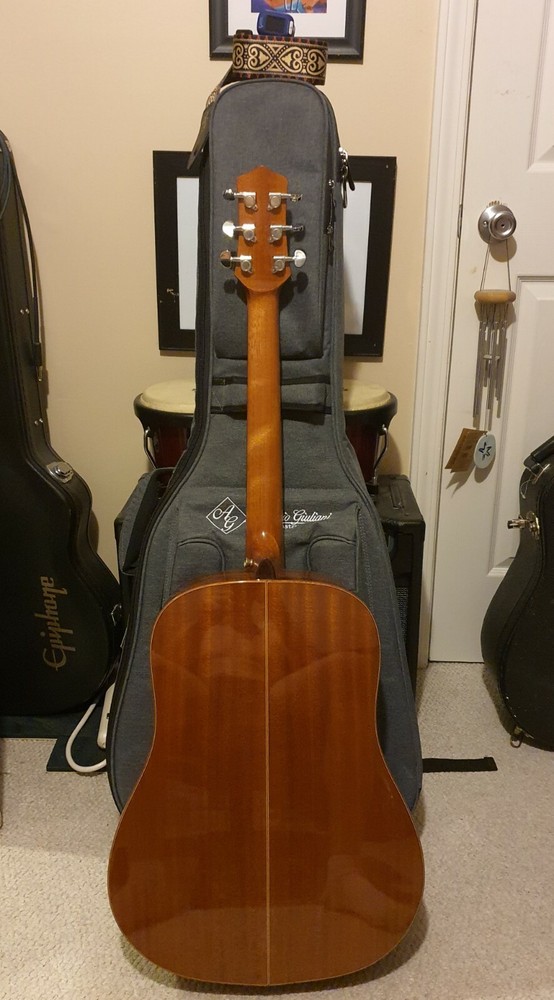 Antonio Giuliani DN-5 Acoutic Guitar