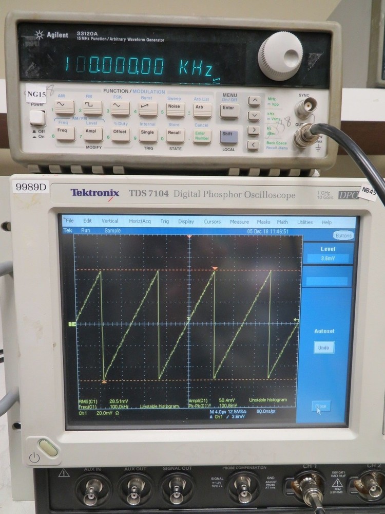 Agilent 33120A 15 Mhz Function/ Arbitrary Waveform Generator NG15