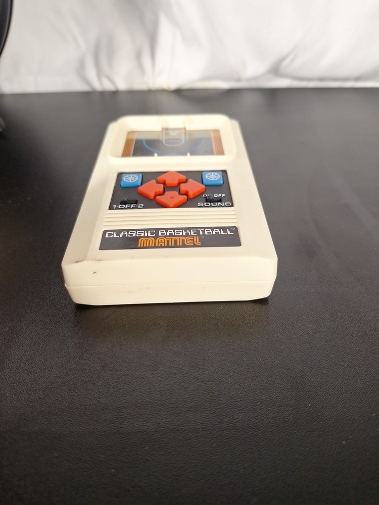 Mattel Classic Basketball Electronic Handheld Game Tested Working