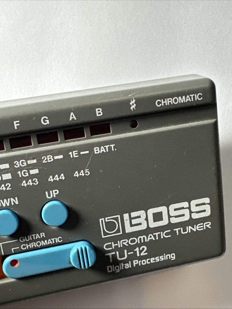 Boss Chromatic Tuner TU-12 Digital Processing Multi Instrument Tuner