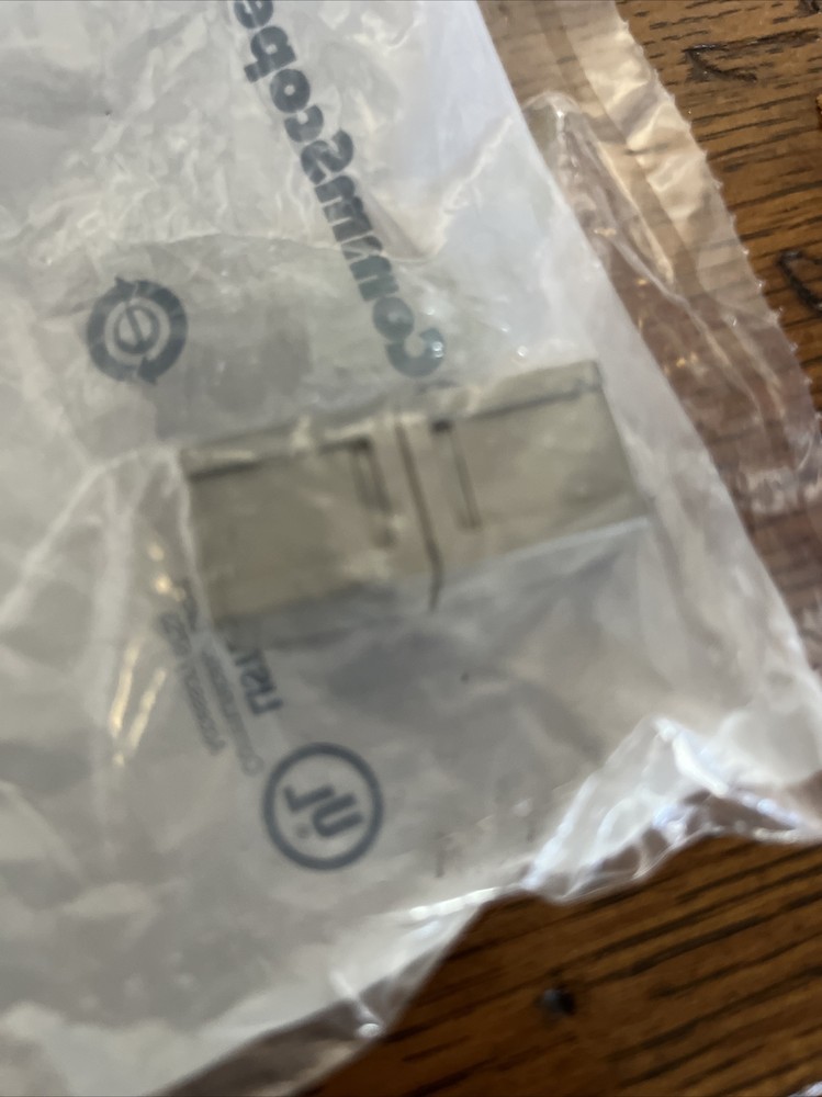 Comscope 451A-61 adapter 103942272