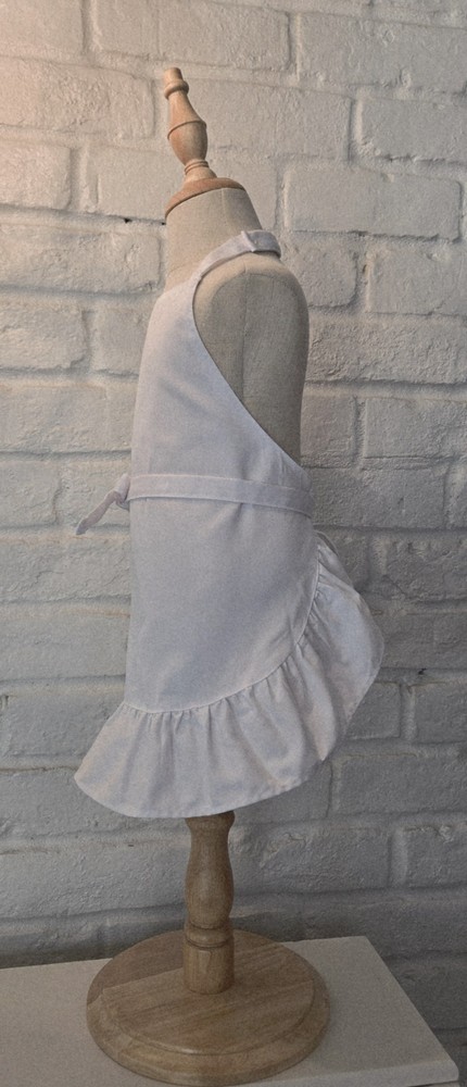 Child's Apron With Ruffle