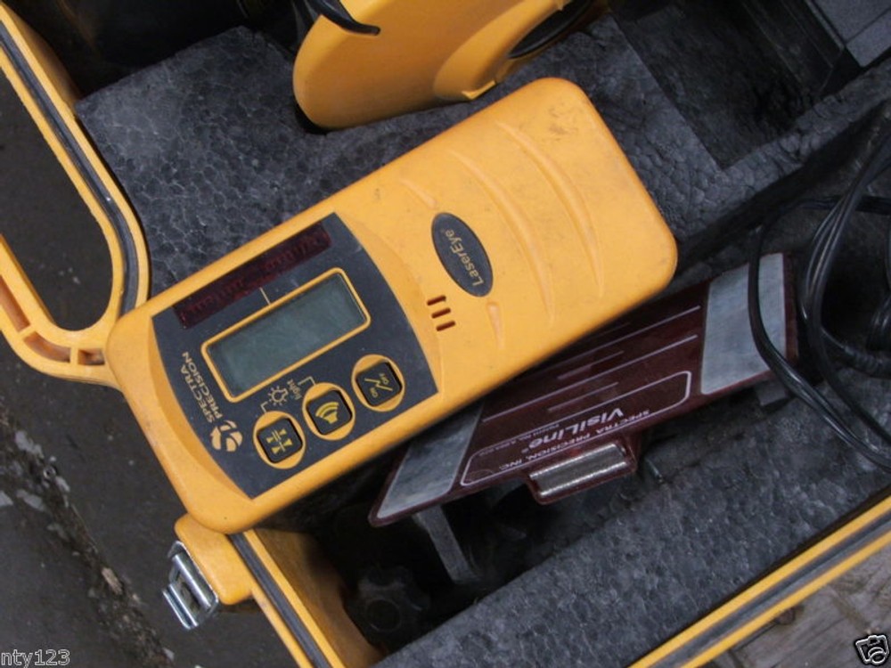 Spectra Precision Laser Level Model 1470