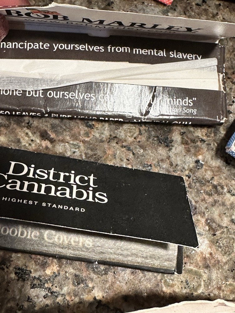 9 pc x Bambu and Other! Rolling Papers 100% Authentic Bambu Classic Papers USA