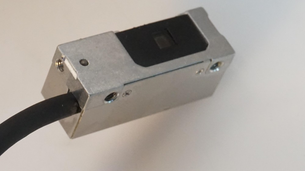 RENISHAW RGH24 NON-CONTACT OPTICAL LINEAR ENCODER READHEAD||RGH24B02S09A||