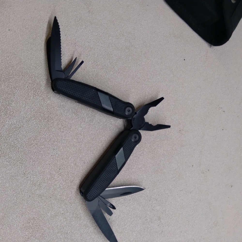 Balluff Multi Tool, rare excellent condition with sheath