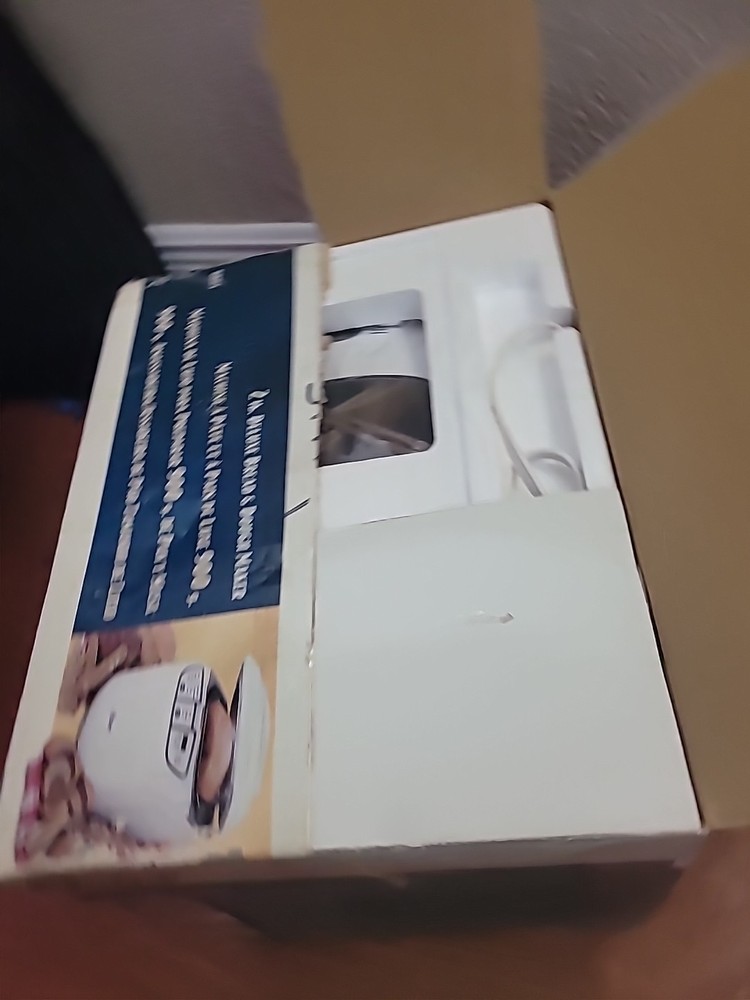 Oster Bread & Dough Maker Model #5821 2LB Size Easy 3 Step Programming. NEW