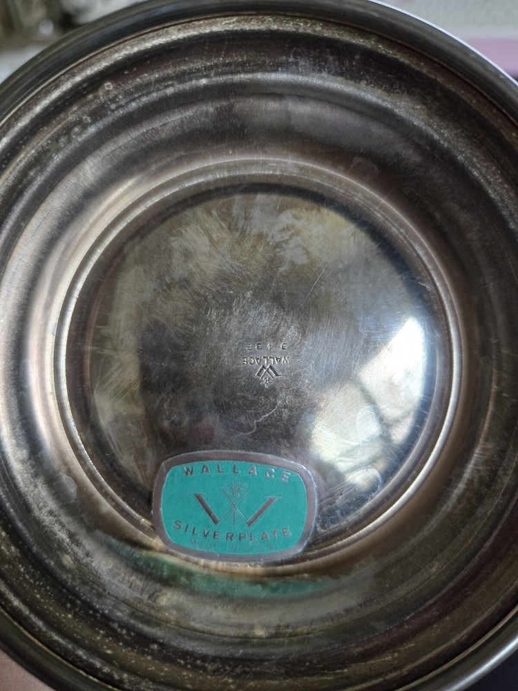 WALLACE SILVERPLATE WATER PITCHER 9432